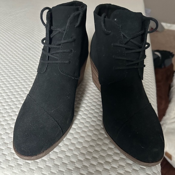 Toms booties - Picture 3 of 6